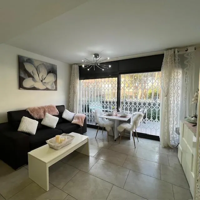 Apartamento En Cubelles Διαμέρισμα