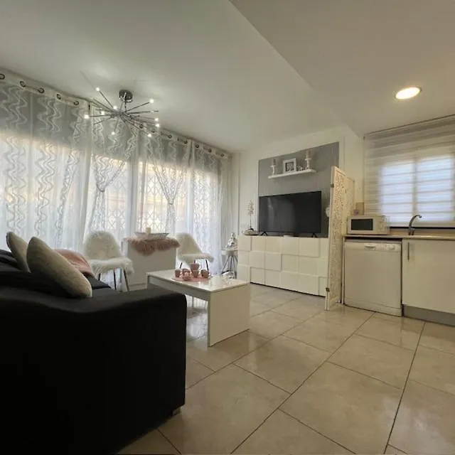 Apartamento En Cubelles 0*,  Spain
